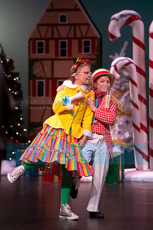 BCA Panto Grinch-028
