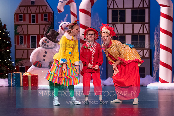 BCA Panto Grinch-022