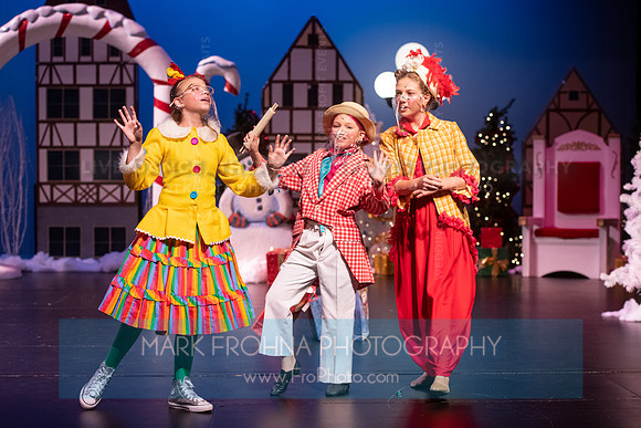 BCA Panto Grinch-005