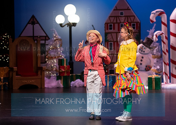 BCA Panto Grinch-004