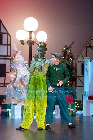 BCA Panto Grinch-142