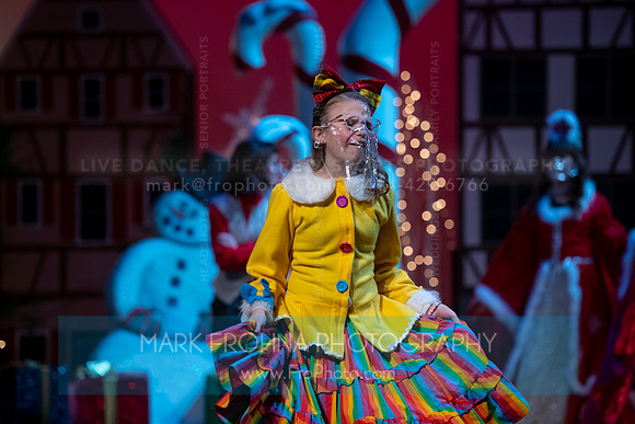 BCA Panto Grinch-139
