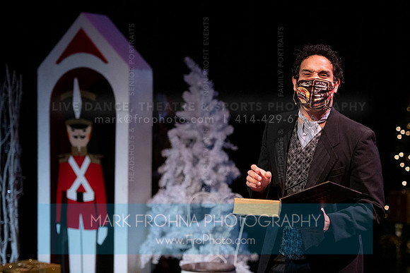 BCA Panto Grinch-124