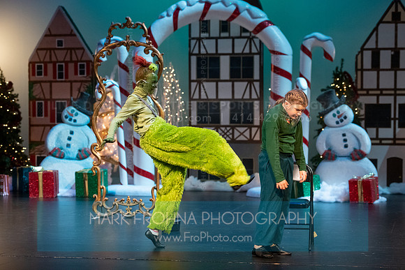 BCA Panto Grinch-120