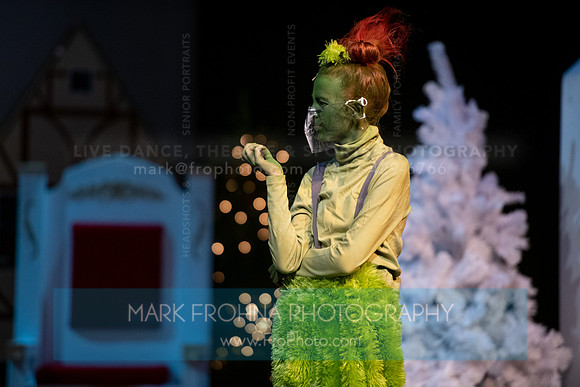 BCA Panto Grinch-116