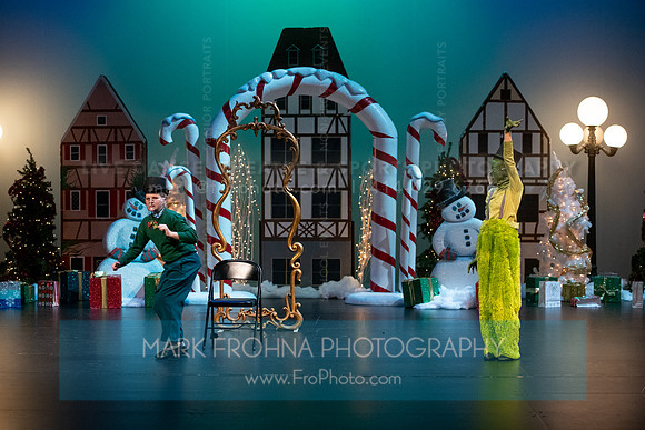BCA Panto Grinch-105