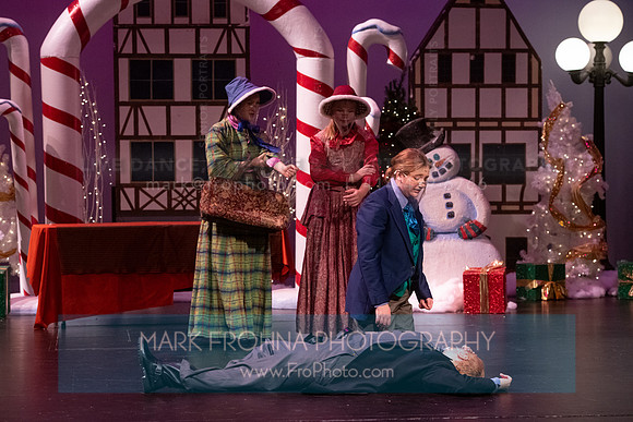 BCA Panto Scrooge-037