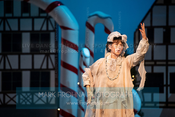 BCA Panto Scrooge-106