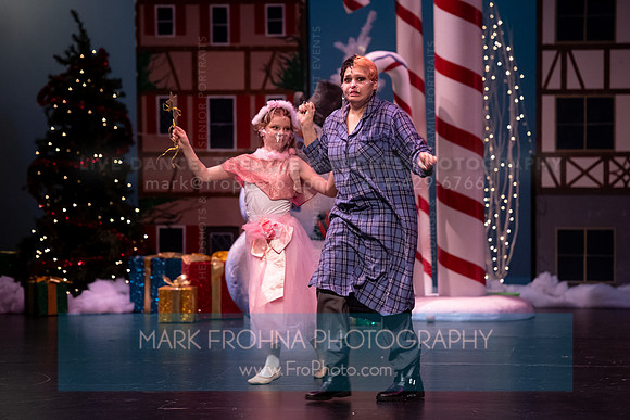 BCA Panto Scrooge-146