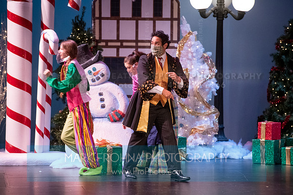 BCA Panto Scrooge-144