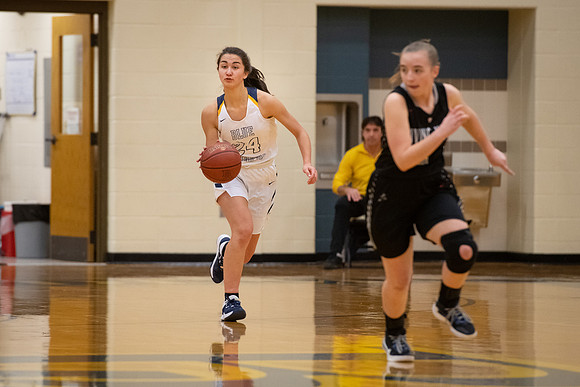 BA Basketball Girls Varsity 2019-20-38