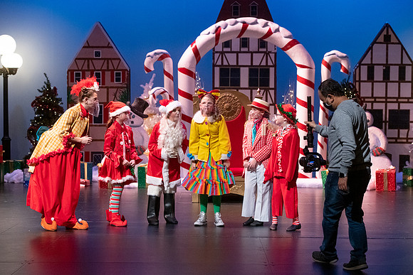 BCA Panto Grinch-069-2