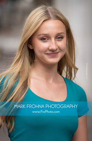 Dalaney Headshot 2023-20