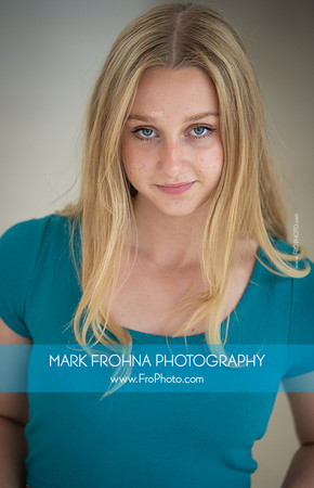 Dalaney Headshot 2023-16