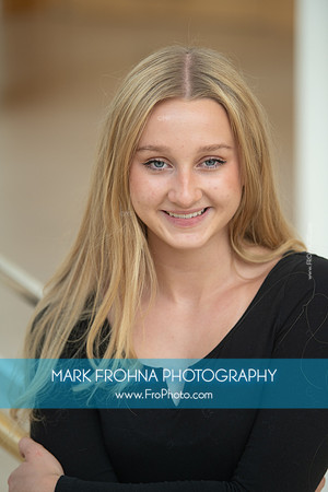 Dalaney Headshot 2023-2