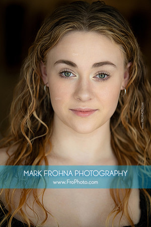 Jenna Headshot Edit-21 Small
