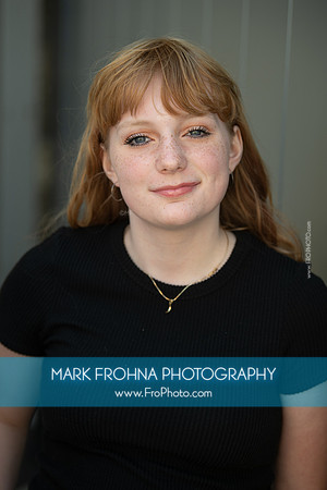 Headshot Day 2023 Madi-14