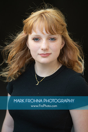 Headshot Day 2023 Madi-2