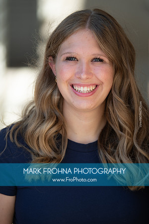 Headshot Day 2023 Norah-12