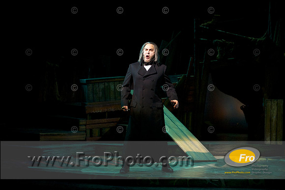 Skylight Les Miz Preview Selects 048