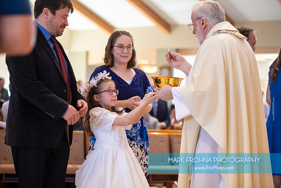 St Gabriel May Crowning and First Communion 2025-30