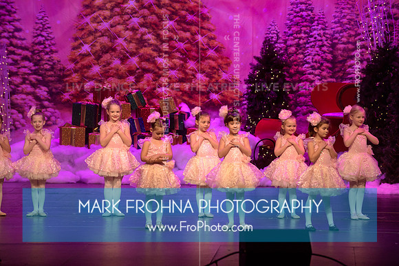 BCA Nov16 Once Upon a December 200-38