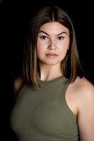 Emma Hipp Headshots 2025-15
