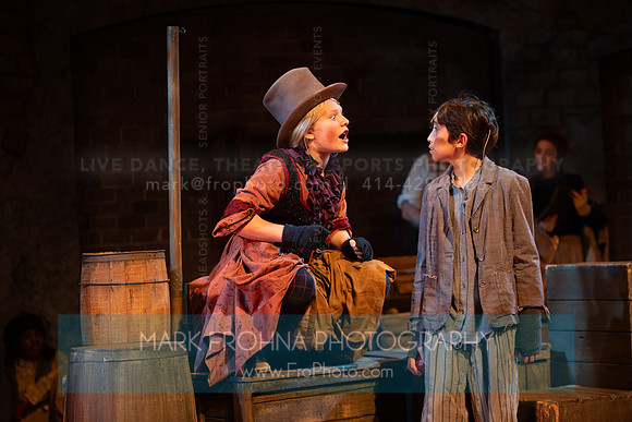 Skylight Oliver Picadilly Young Performers-250