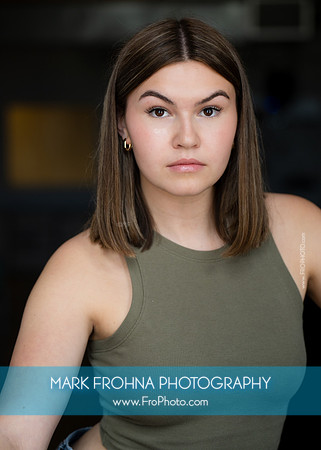 Emma Hipp Headshots 2025-19