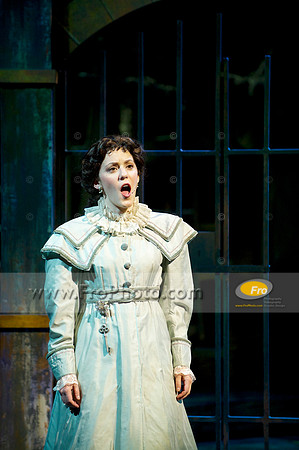 Skylight Les Miz Preview Selects 054