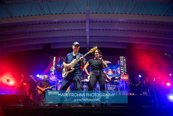 Skylight Rocks Gary Sinise Show-89