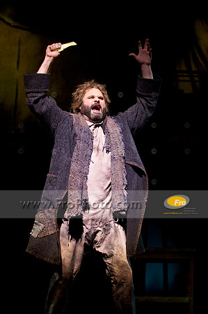 Skylight Les Miz Preview Selects 008
