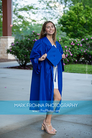 BC DeRosa Friends Graduation Portraits-18