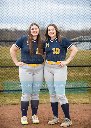 BA Teams Softball Seniors 2024-20