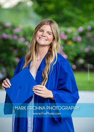 BC DeRosa Friends Graduation Portraits-11