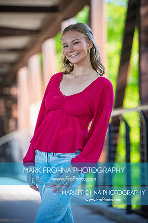 Fro Senior Models Three Bridges 2025 Ella-1-2