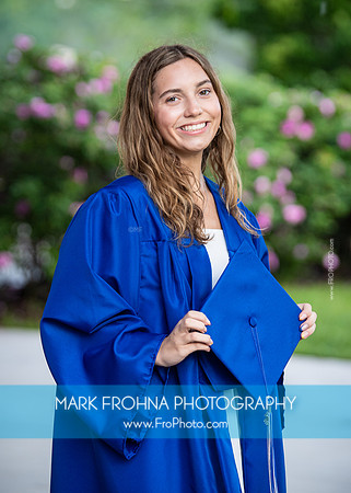 BC DeRosa Friends Graduation Portraits-17