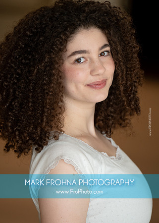 Ava Greenberg 2025 Headshots-46