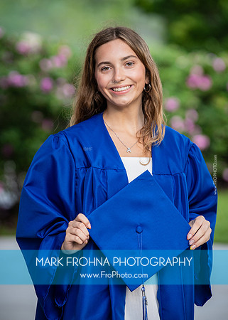 BC DeRosa Friends Graduation Portraits-19