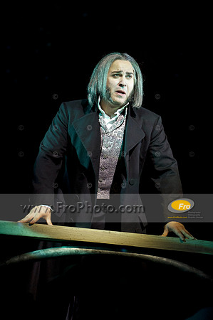 Skylight Les Miz Preview Selects 091