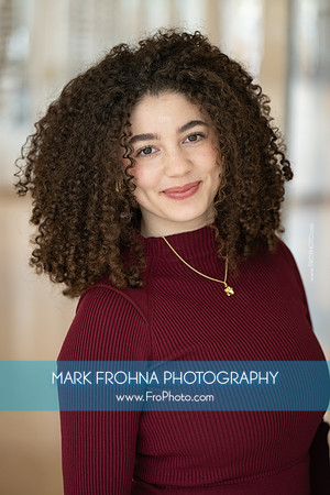 Ava Greenberg 2025 Headshots-5