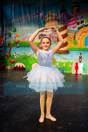KADS Nutcracker 2025 Portraits On Stage-37