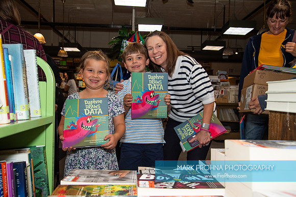 SWD Daphne Book Launch MKE-107
