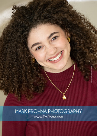 Ava Greenberg 2025 Headshots-10