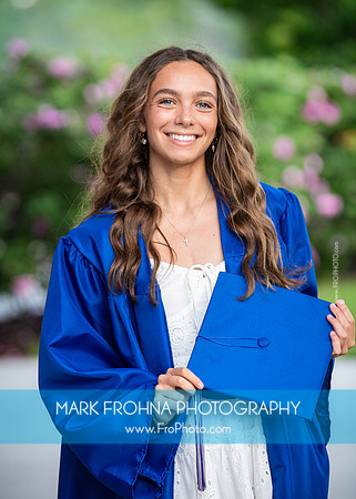BC DeRosa Friends Graduation Portraits-15