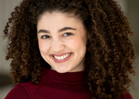 Ava Greenberg 2025 Headshots-13
