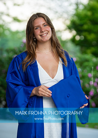 BC DeRosa Friends Graduation Portraits-8