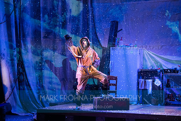 Skylight Ernest Shackleton Loves Me-9