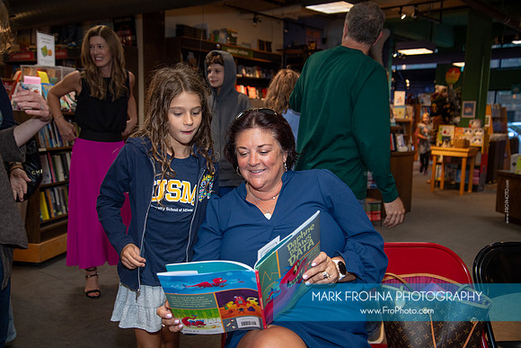 SWD Daphne Book Launch MKE-23