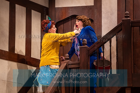 Skylight Noises Off Act 1 Highlights-161